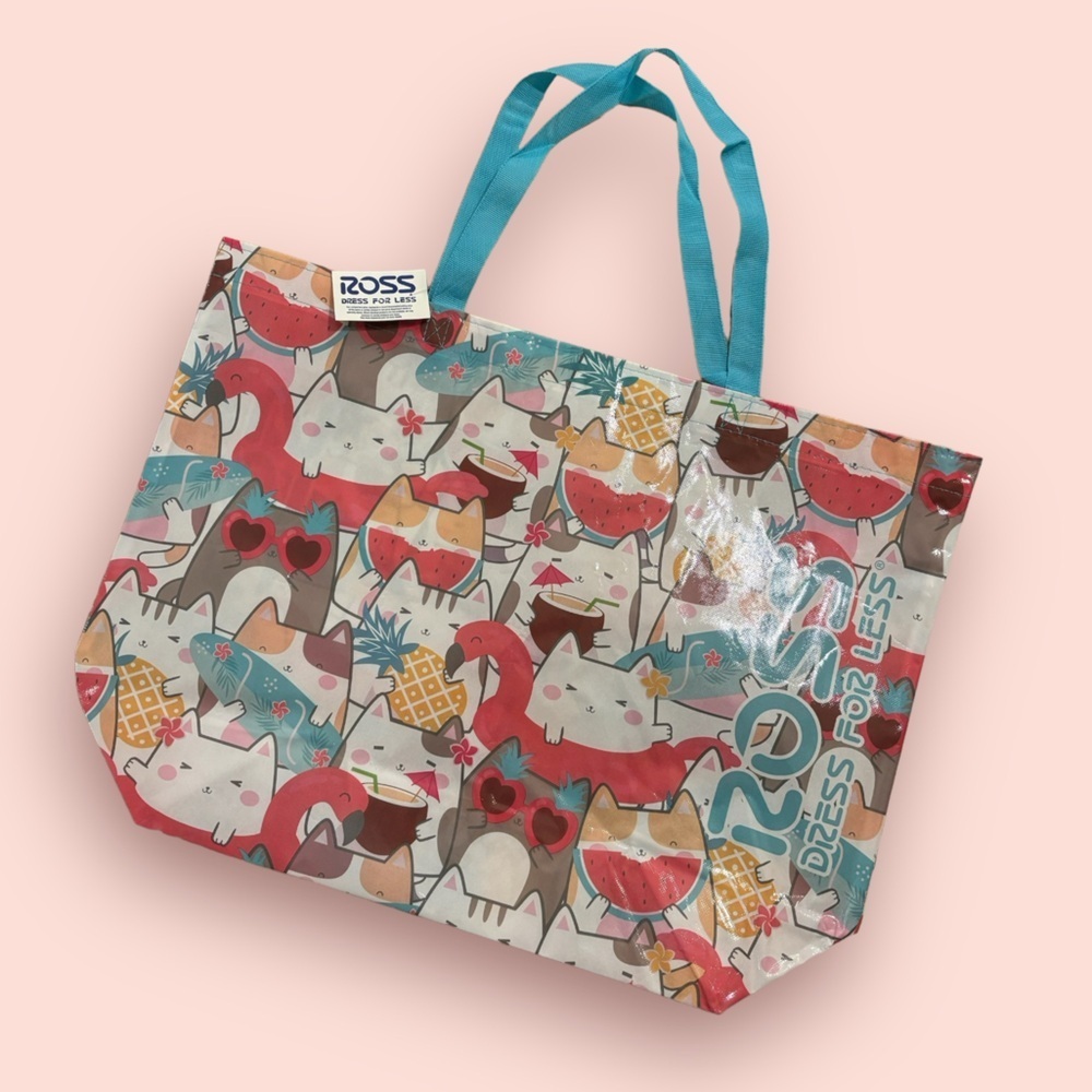 Paris Hilton Dark Pink Version Bento Snack Box Lunchbox & Gift With Purchase - Picture 2 of 13